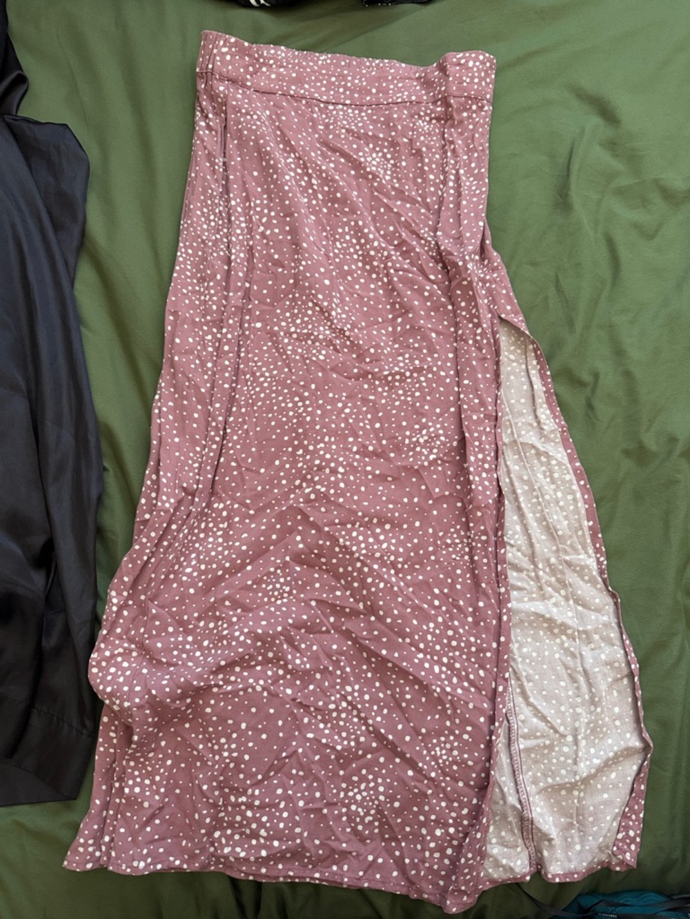 Pull&Bear Dusty Rose Midi Skirt with White Speckle Print